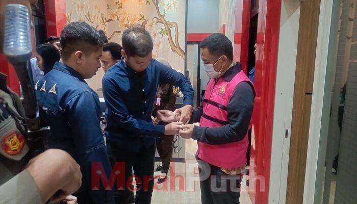 Kejari Tanjung Perak Tetapkan 2 Tersangka Dugaan Korupsi Pembelian Ikan Fiktif
