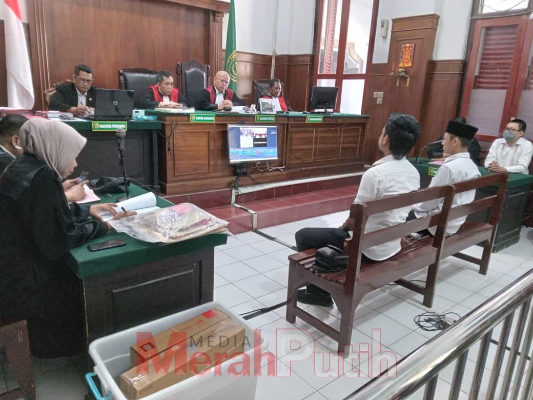 penadahan-hasil-kejahatan-carding-thomas-rizky