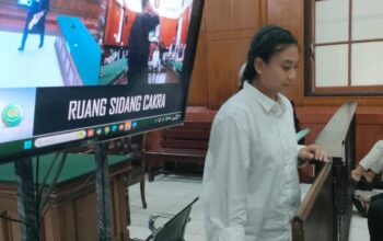mark-up-fiktif-kasir-gaya-desicha-pt-tripalindo