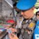 penindakan-rokok-ilegal-di-surabaya-barat