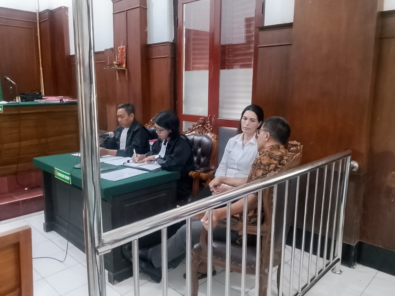 bnnk-surabaya-disorot-rehabilitasi-terdakwa-wna