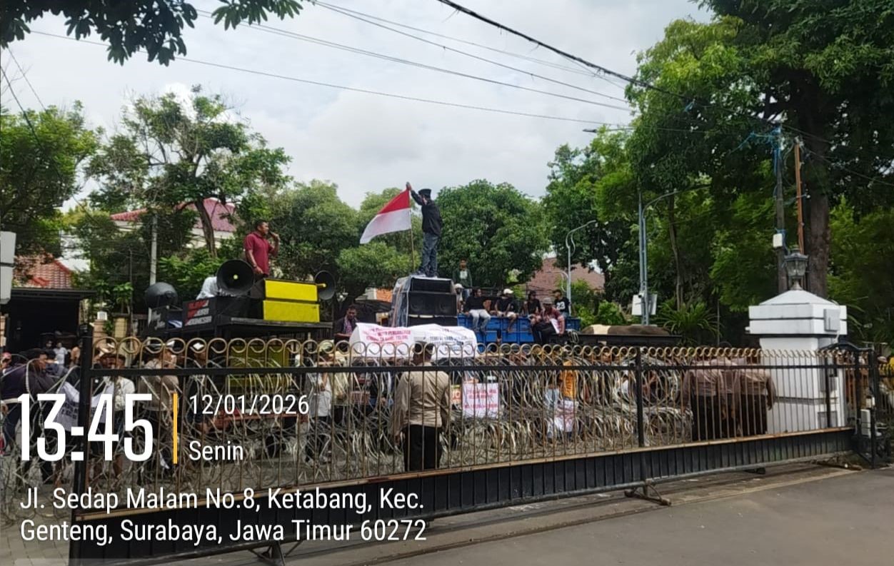 tolak-relokasi-rph-ratusan-jagal-pegirian