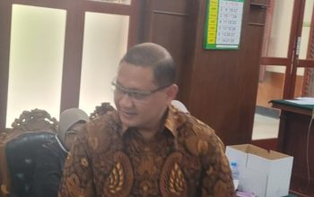 hakim-tegur-kadindik-jatim-soal-isu-negatif