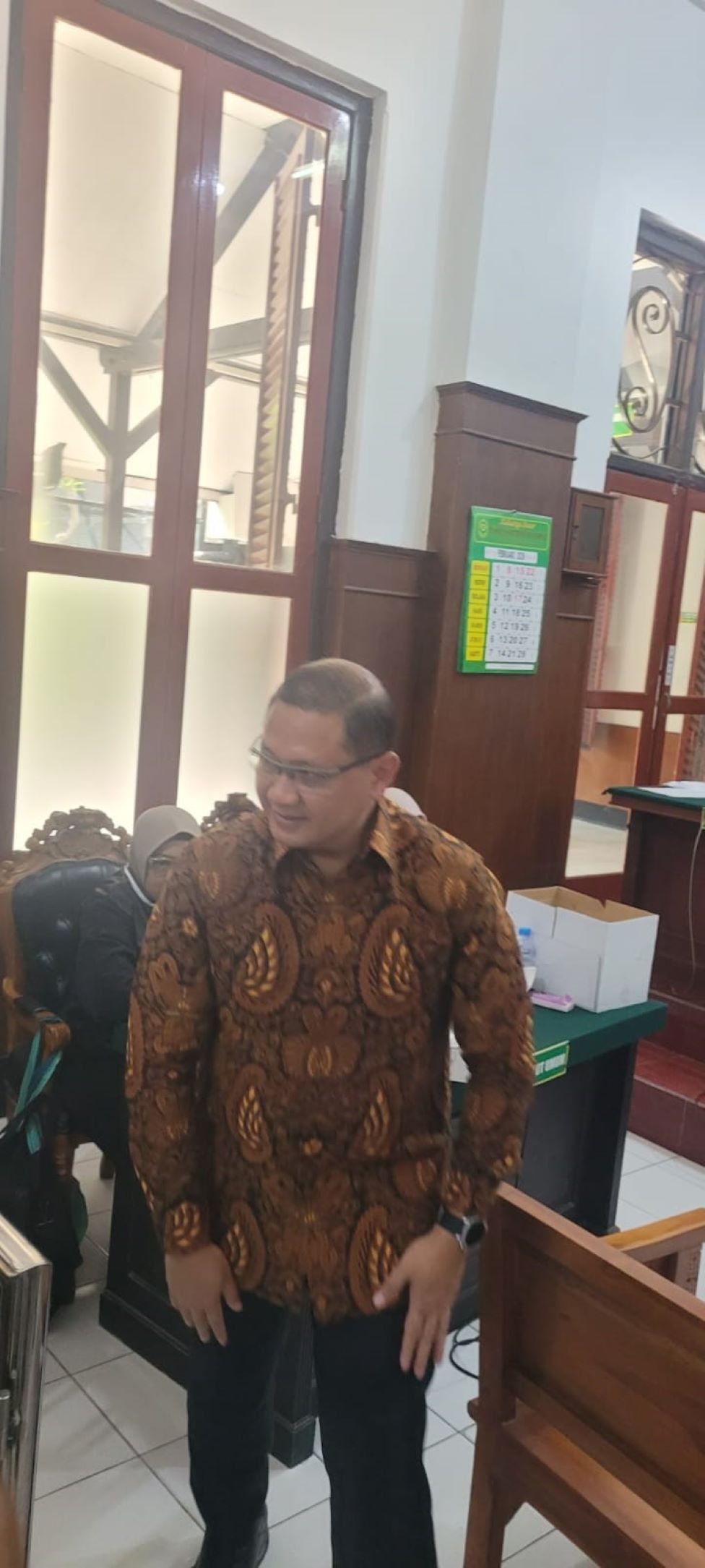 hakim-tegur-kadindik-jatim-soal-isu-negatif