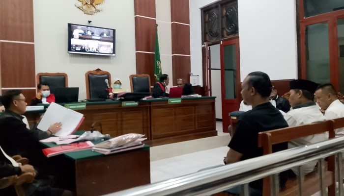 Penggelapan 7 Mobil Rental Terungkap Fakta di Sidang Ismail Cs