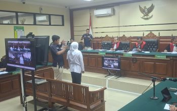 khofifah-bantah-tuduhan-fee-hibah-30-persen