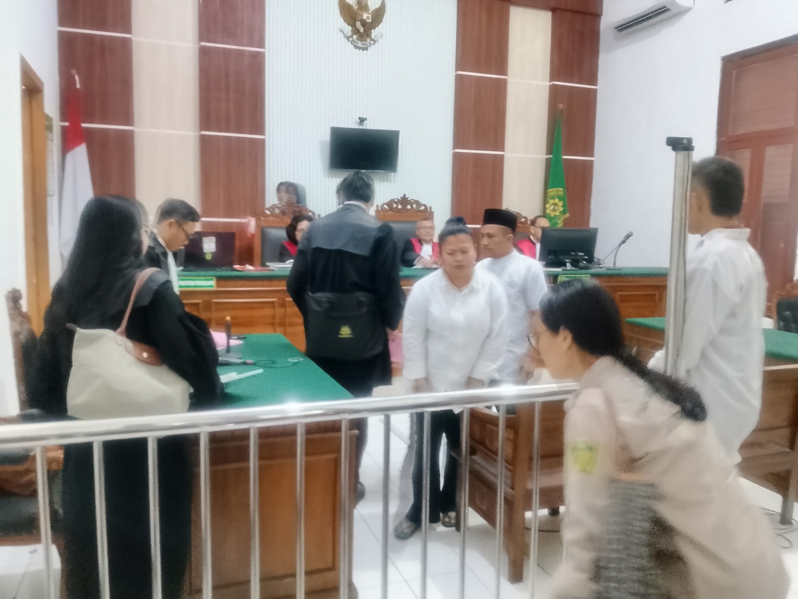 keterangan-menyesatkan-fidusia-julia-rusfandi