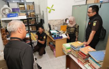 Dugaan Korupsi Keuangan KBS Disidik, Kejati Jatim Geledah Kantor Direksi