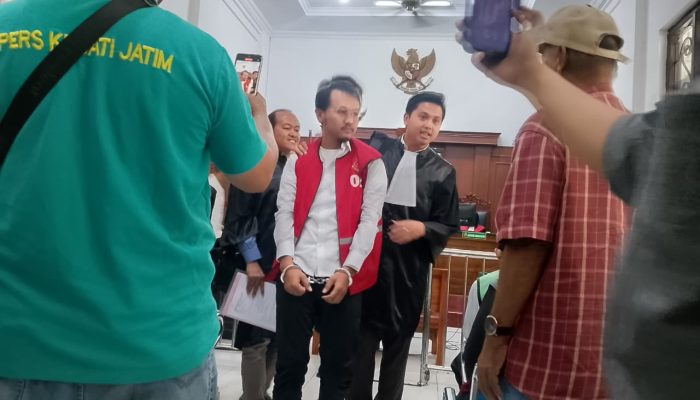 Kasus Perusakan Bangunan di Rungkut, Hakim Soroti Klaim Praperadilan Terdakwa Permadi