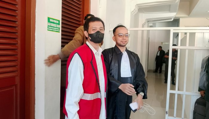 2 Terdakwa Peredaran Uang Palsu Divonis Ringan, Pengacara Pikir-pikir