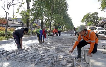 perbaikan-jalan-tanjungsari-bertahap