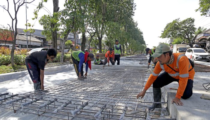 Perbaikan Jalan Tanjungsari Bertahap