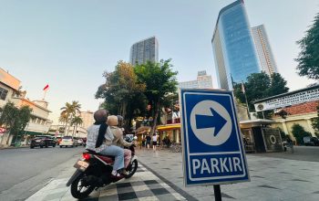 Euforia Belanja Lebaran Meningkat Penataan Parkir di Kawasan Pertokoan Ditertibkan