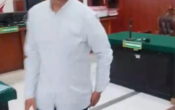 Pengemudi Mobil Dinas Polri Didakwa Tabrak Pemotor hingga Pingsan, Hakim Soroti Sikap Terdakwa