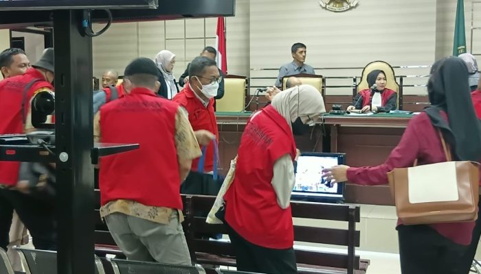 Eksepsi Ditolak, 6 Terdakwa Korupsi Pelindo Lanjut Tahap Pembuktian