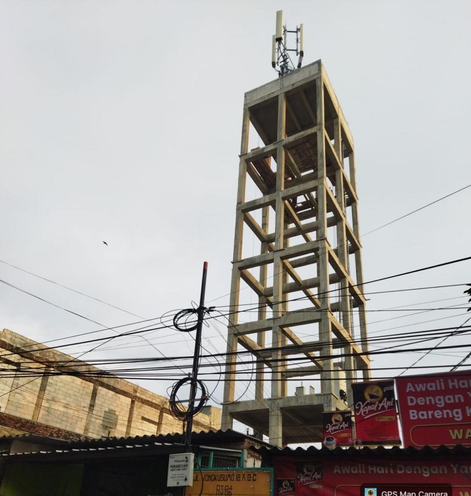 proyek-menara-bts-di-wonokusumo-tak-berizin