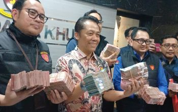 skandal-pungli-esdm-jatim-uang-tambang-pegawai