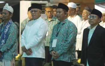 Menko Muhaimin Ajak Doakan Pemimpin Bangsa di Hadapan Ribuan Jamaah Tarekat Hadiri HG Prof Dr Kadirun Yahya
