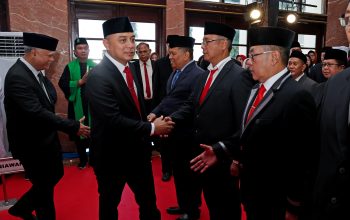 eri-cahyadi-tegas-camat-lurah-bisa-dicopot