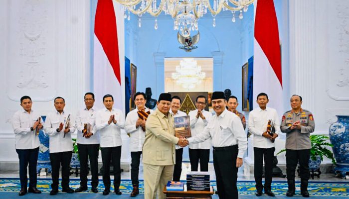 Ketika Kapolri dan Kompolnas di Persimpangan Jalan Reformasi