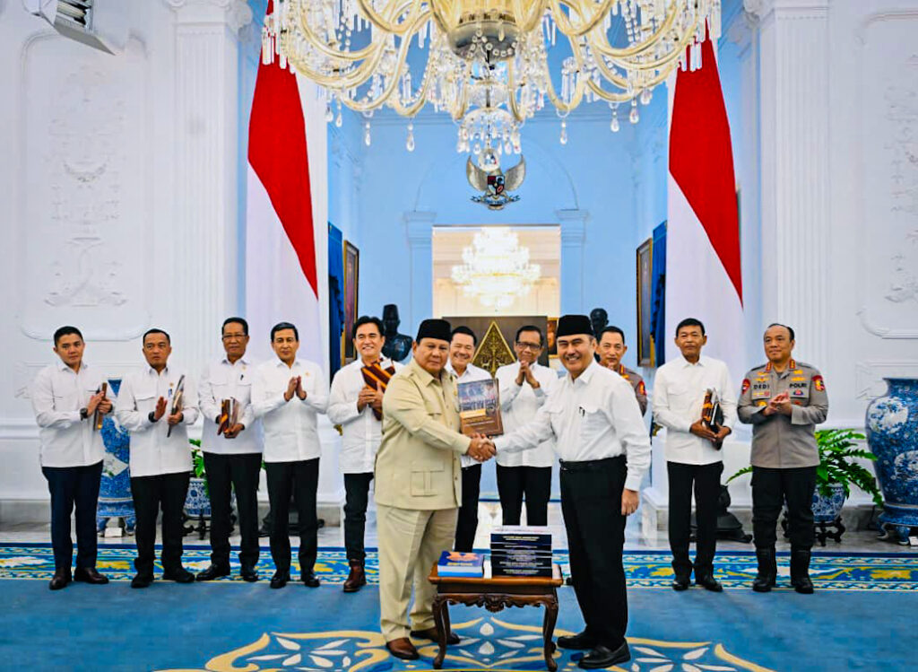 ketika-kapolri-dan-kompolnas-di-persimpangan
