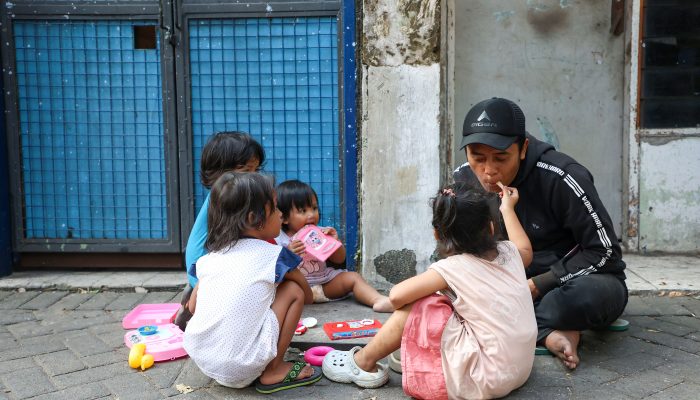 Video Viral Tuding Ayah Eksploitasi Anak, Pemkot Surabaya: Fakta Belum Terbukti