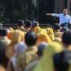 warning-sekolah-negeri-tak-boleh-jual-seragam